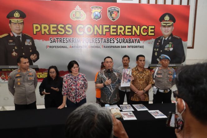 
 Terlilit Hutang, Istri Tega Bacok Suami