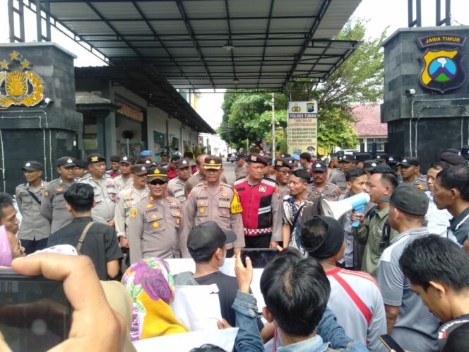 
 Aksi Damai Pembelaan Mbah Darmi, Kapolsek : Semua Sudah Sesuai Prosedur