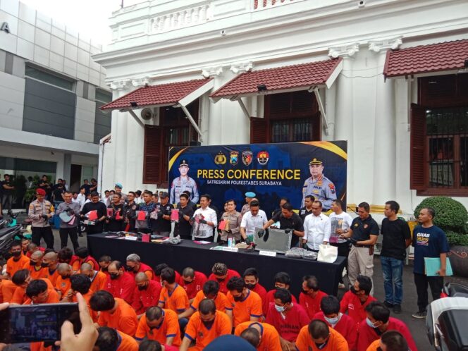 
 Dalam Kurun Waktu Satu Bulan, Polrestabes Surabaya Beserta Jajarannya Berhasil Ungkap Kasus 3C