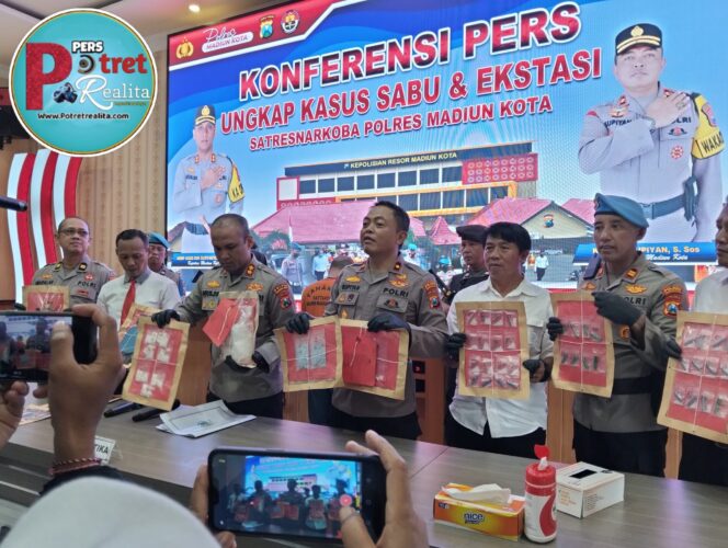 
 Polres Madiun Kota Berhasil Amankan Pengedar Narkoba dan Sita 1 Kilogram Sabu