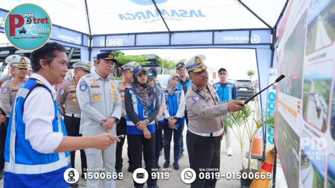 
 Tinjau GT Banyudono dan Exit Tol Taman Martani, Kakorlantas Tekankan Kolaborasi Pengelolaan Lalu Lintas